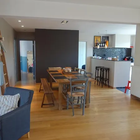 Bright Attic With Sea Breeze, Cleaning Included